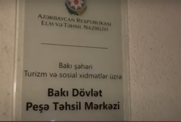 Peşə təhsili Mərkəzində tələbəyə 5 xəncər zərbəsi vuruldu - Ağır vəziyyətdədir