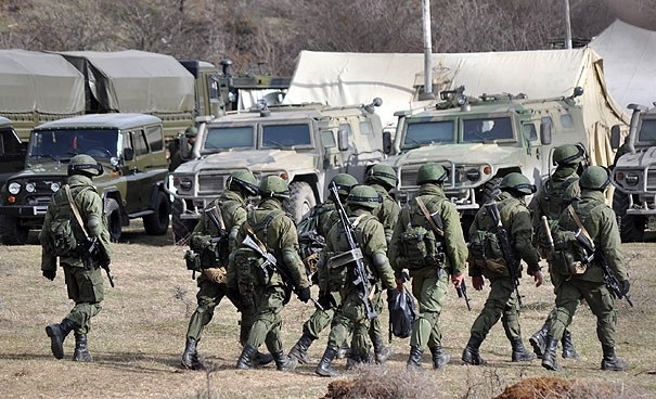 Rusiya sərhədə nəhəng ordu yığıb – NATO