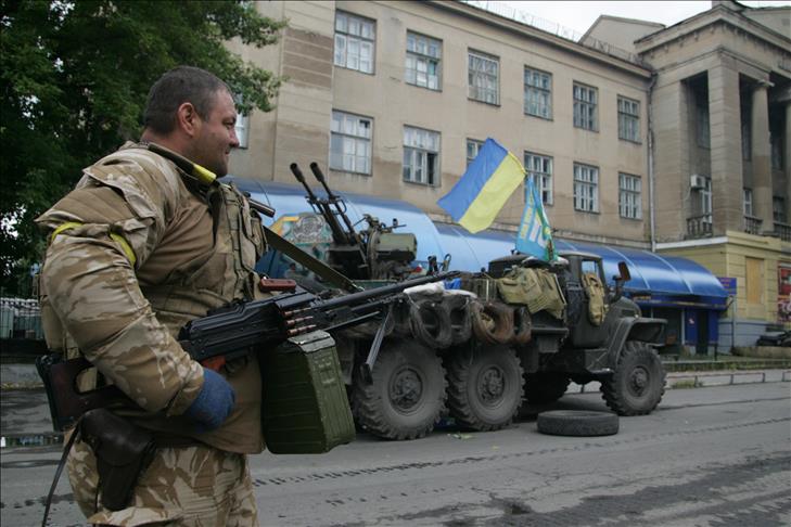 Ukrayna Artemivsk şəhərini geri almaq üçün güc toplayır