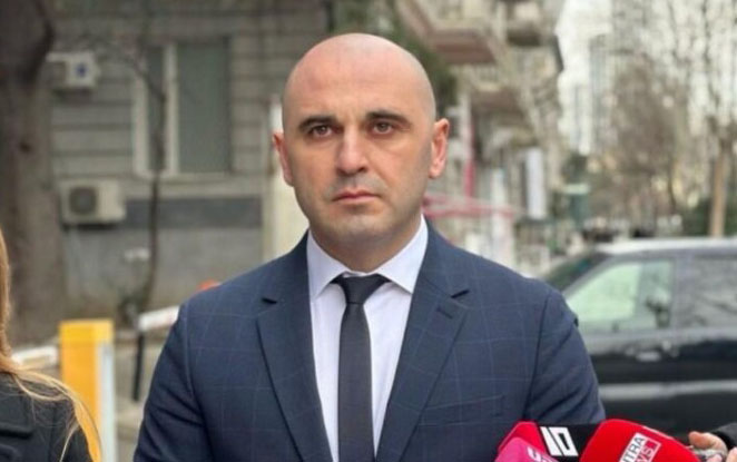Gürcüstanın əsas müxalifət partiyasının sədri istefa verdi