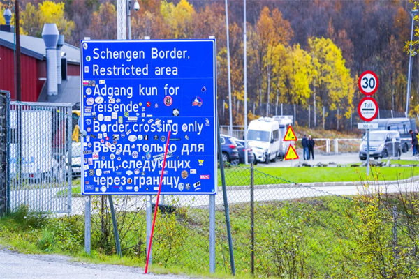 Norveç rusiyalı turistlərin ölkəyə girişini qadağa qoydu
