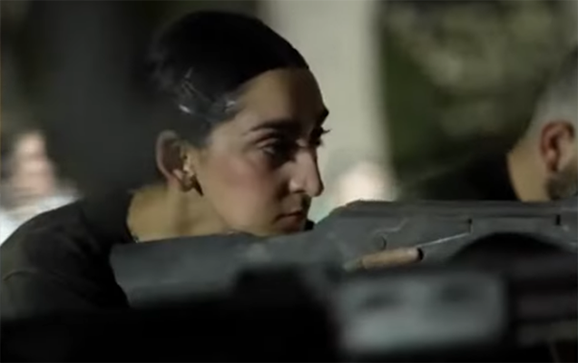 “Gucci”nin reklam siması olan erməni model terror təşkilatına qoşulub - Video